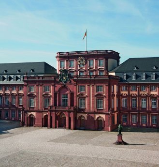 26_Schloss-Mannheim_Aussen_ssg-pressebild.jpeg