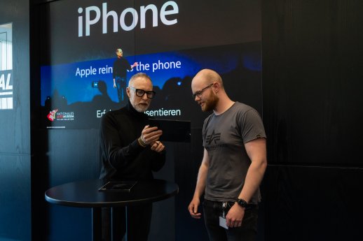 Herunterladen (1).jpg