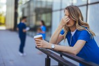 Pflege, Kinderbetreuung und technische Berufe sind besonders vom Fachkräftemangel betroffen.