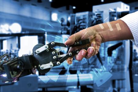 Auf der SPS IPC Drives können sich Messebesucher über Services von Assystem Germany zur funktionalen Sicherheit für kollaborative Robotik informieren (Bildquelle: Assystem Germany GmbH)