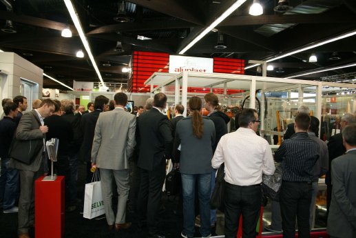 Messestand_2.jpg