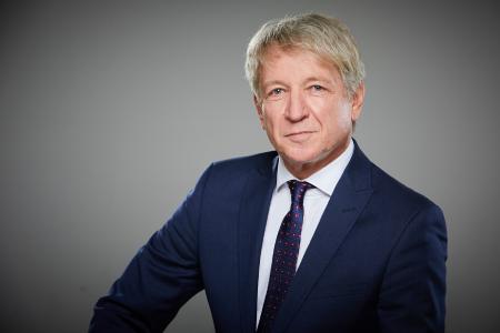 Karl-Heinz Sänger Managing Director Damovo Deutschland GmbH & Co. KG