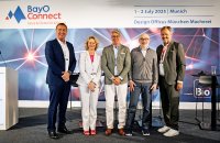 Discussed the future of global biotechnology in dynamic times (fltr): Kevin Peters, Managing Director, MSD Sharp & Dohme, Han Steutel, President Verband Forschender Arzneimittelhersteller e.V. (vfa), Dr. Laura Matz, Chief Science and Technology Officer, Merck KGaA, Prof. Dr. Francis de Véricourt, Institute for Deep Tech Innovation (DEEP) at the European School of Management and Technology Berlin, and Prof. Dr. Ralf Huss, Managing Director BioM. Discussed the future of global biotechnology in dynamic times (fltr): Kevin Peters, Managing Director, MSD Sharp & Dohme, Han Steutel, President Verband Forschender Arzneimittelhersteller e.V. (vfa), Dr. Laura Matz, Chief Science and Technology Officer, Merck KGaA, Prof. Dr. Francis de Véricourt, Institute for Deep Tech Innovation (DEEP) at the European School of Management and Technology Berlin, and Prof. Dr. Ralf Huss, Managing Director BioM.