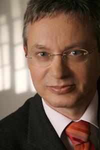 Alexander Gauby - CEO