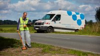 Gasspürer überprüft im Auftrag von Schleswig-Holstein Netz die unterirdisch verlegten Leitungen zu Fuß. Gasspürer überprüft im Auftrag von Schleswig-Holstein Netz die unterirdisch verlegten Leitungen zu Fuß.