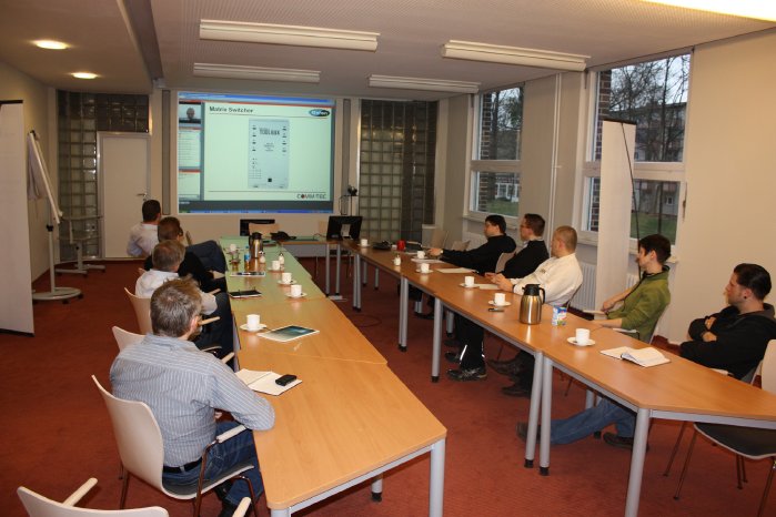 Mitarbeiter der PIK AG Berlin beim ersten COMM-TEC Webinar.jpg