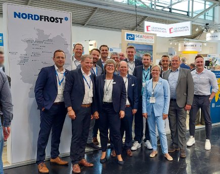 NORDFROST_Pressebild_transport logistic_Messeteam.jpg
