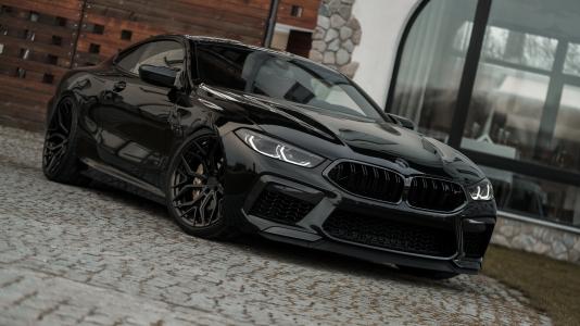 Im Sommer 2019 feierte der BMW M8 (F92) seine Premiere. Für das bis zu 625 PS starke Coupé von BMW M ist nun das KW Gewindefahrwerk Variante 4 erhältlich, dass sich die Dämpfertechnologie des BMW M4 GTS teilt