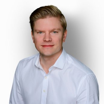 guido white_small square.jpg