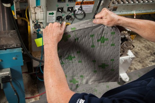 high performance spill control mats 2.jpg