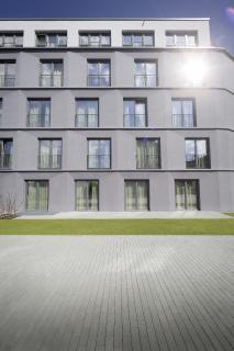 KALEIDO COLOR: Brillante Fensterfarben für ein farbenfrohes Studentenleben (Bildrechte: REHAU)