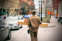 Die letzten Meter effizienter machen: Die "International VDI-Conference Smart Last Mile Delivery" findet am 05. und 06. Dezember in Hamburg statt / "Copyright: Unsplash/van den Heuvel"