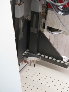 Neues Geschäftsfeld der WITTENSTEIN motion control GmbH: tool drives – hier zwei Basismodule im Einsatz bei der Holzbearbeitung