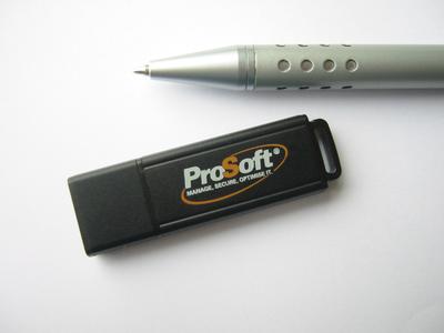 USB-Stick mit integriertem Prozessor, Hardware-Verschlüsselung und zentraler Management-Software