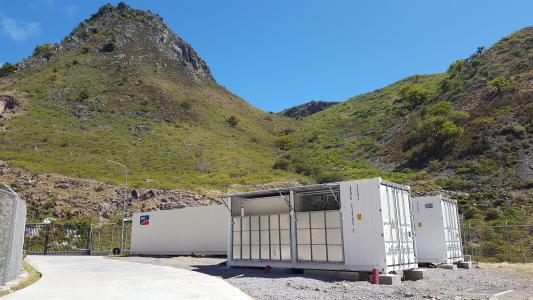 Solarenergie und Speicher: SMA Lösung sorgt für paradiesische Stille auf der Karibikinsel Saba