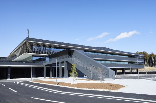 88635-shimoyama-technical-center-exterior-1-web-lr.jpg