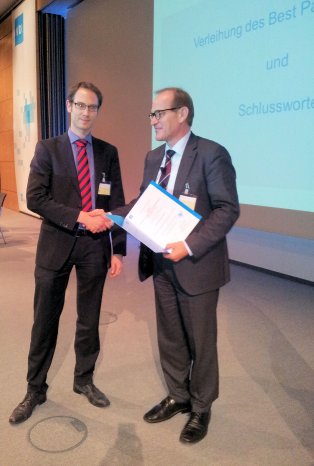 SIMVEC_2012_Best_Paper_Award_Quelle_VDI_Wissensforum_300_dpi.jpg
