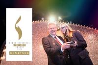 Stolze Gewinner bei den HR Excellence Awards: Kurtz Ersa-CEO Rainer Kurtz mit HR-Managerin Verena Bartschat bei der Preisverleihung in Berlin