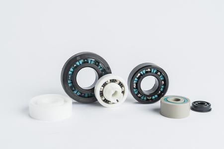 Maßgeschneiderte Durobal®-Produkte von Trelleborg Sealing Solutions bestehen komplett aus Thermoplasten und Glas. Sie arbeiten reibungsarm, selbstschmierend und wartungsfrei.