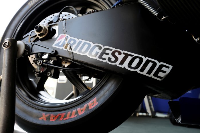Bridgestone BATTLAX MotoGP rear slick.jpg