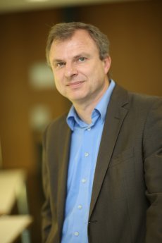 Prof.Dr.BernhardBauer (Bild Frank Boxler).JPG