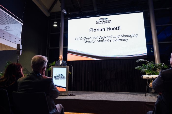 260122_ame-opening-107 (c)viveart.jpg