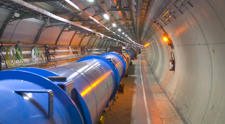CERN_LHC_tunnel_03.jpg