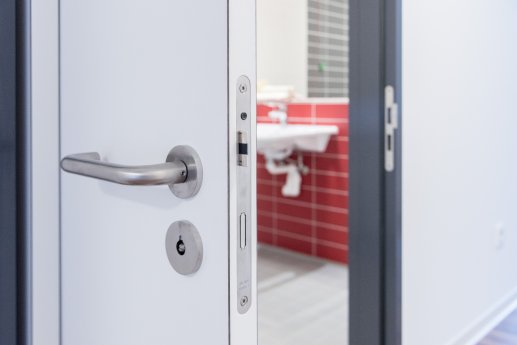 Küffner Raumspartür 9253.jpg