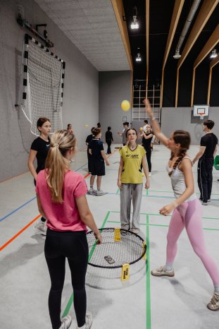 Einweihung Turnhalle ASS 06 Foto Philip Schröder Region Hannover.jpg