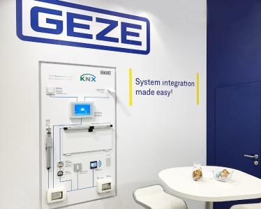 Auf der ISH Messe präsentierte GEZE u. a. die smarte Systemlösung GEZE Cockpit mit BACnet-Technologie. Foto: GEZE GmbH