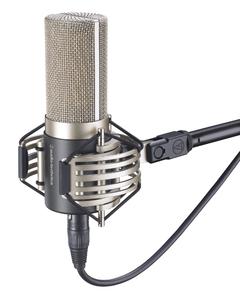 Ein "absoluter Genuss", "äußerst beeindruckend", "bei weitem das beste Mikrofon" was Toningenieure und Produzenten über das AT5040 sagen