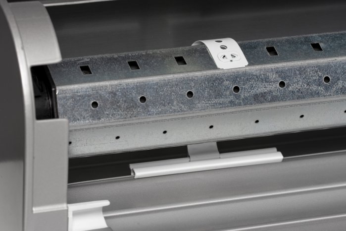 SELVE_Aufhängefeder_am_Rollladen .jpg