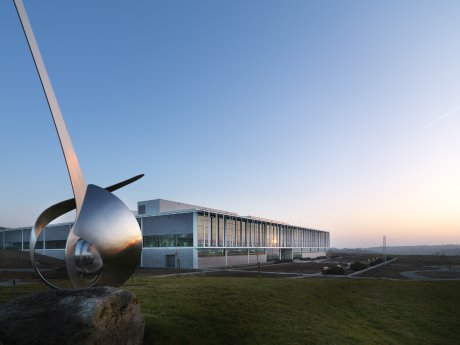 02_WITTENSTEIN_Innovationsfabrik_Außenaufnahme_März_2014 (1).jpg
