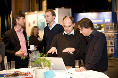 Die nationale Fachkonferenz bot vom 9. bis 11. November 2009 mit 21 Fachvorträgen und Workshops, vier Werkstattgesprächen, der Ausstellung "WissensCampus" mit 46 Ausstellern und den "Wissens-Orte" genannten Exkursionen zu ausgewählten Forschungsstätten ein umfangreiches Programm / Foto: "Messe Bremen / Jan Rathke"
