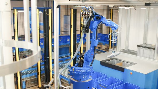 Sereact Pick Robot.jpg