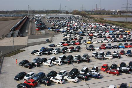 BLG Autoterminal Duisburg meldet Rekord