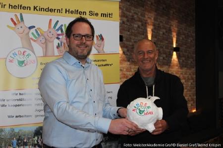 Ein Schulranzen für jedes Kind - Wir unterstützen das Schulranzen-Projekt der Stiftung Kinderglück