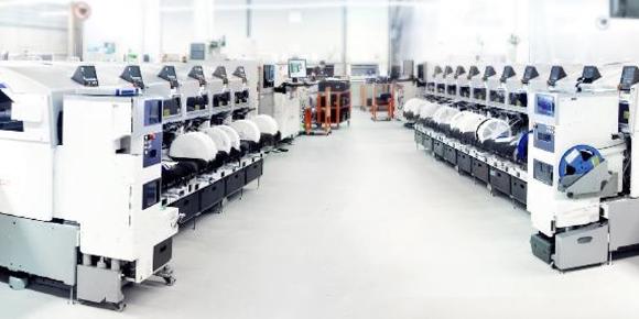 Automotive-Hersteller setzen auf Smart Electronic Factory im Hause Limtronik