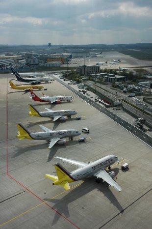 2012_06_01_DE_Kewill_Pressemeldung_Flughafen-Köln-Bonn_3.JPG