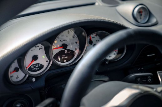 low_KW_Porsche_911_Typ_997_PASM-kompatibles_DDC_Gewindefahrwerk_Cockpit_Anzeige_001.jpg