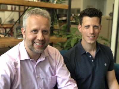 Sven Hensen (links), mayato, und Leo Marose, StackFuel schätzen ihre Partnerschaft