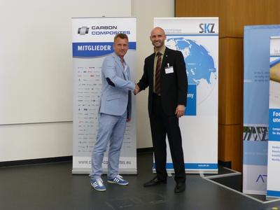 Thoralf Krause vom Standort Halle des SKZ war Gastgeber des Thementags "design calls material", Dr. Thomas Heber organisierte die Veranstaltung für CC Ost, eine Abteilung des Carbon Composites e.V. (von links)