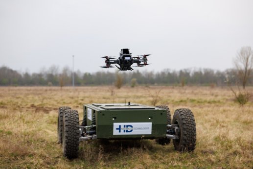 20260512-Ondas_Iron_Drone_System_and_UGV_of_HD_AT_IMAGE_RATIO_1_5.jpg
