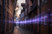 Der digitale Alltag stellt immer höhere Anforderungen an Internetanschlüsse. Glasfaser schafft dafür die technische Grundlage. Bildrechte: www.luenecom.de