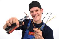 Attraktive Ausbildungsplätze bietet das Elektroniker-Handwerk. Die Ausbildungszeit dauert dreieinhalb Jahre (Foto: Handwerkskammer Region Stuttgart)