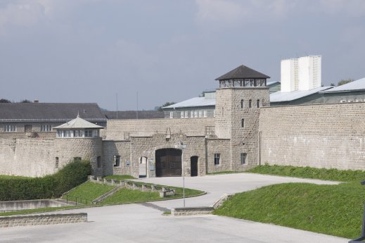 kz_gedenkstaette_mauthausen.jpg