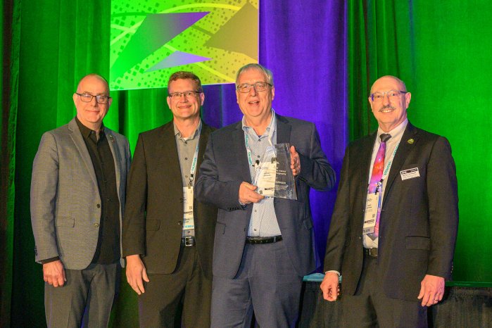 pressphoto_FraunhoferIISB-Andreas-Erdmann-SPIE-Frits-Zernike-Award-2026.jpg