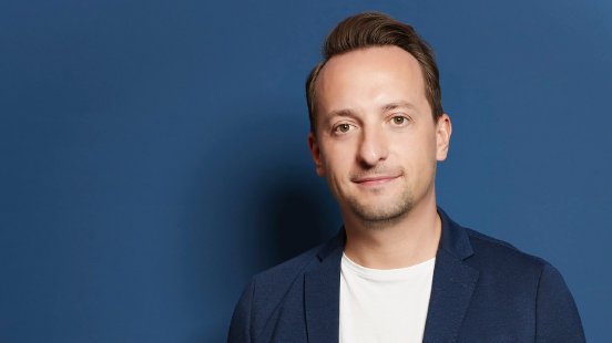 2025-02-patrick-schumacher-dataglobal-group.jpg