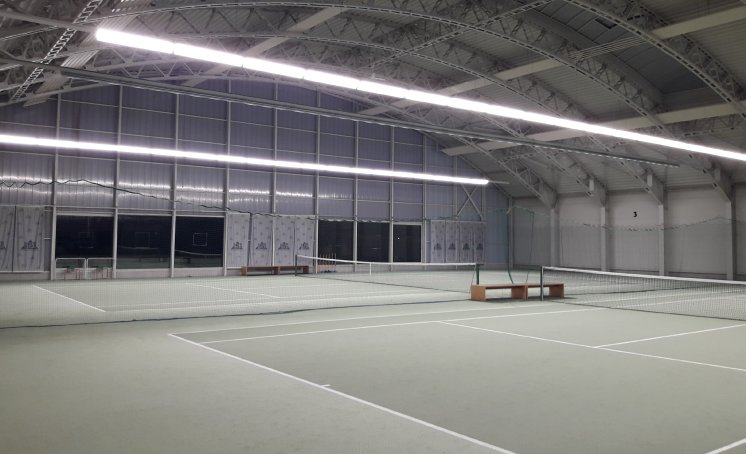 www.as-led.de-Tennishalle-Dingolfing-feiert-ballwurfsichere-Erfolge.jpg