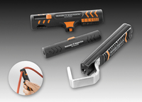 Weidmüller Abmantelwerkzeuge: Kabelentmantler und Kabelmesser für höhere Sicherheit, Komfort und Schnelligkeit bei der Bearbeitung. Detail: Die integrierte Kabelführung erlaubt noch präzisere Längsschnitte